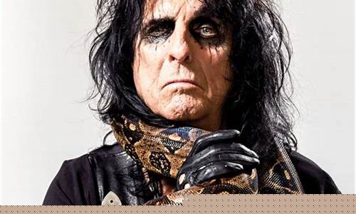 Alice Cooper Brings Down the House at Cabo Wabo