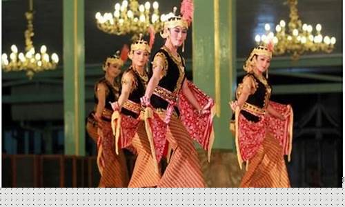 Kesenian dan Budaya dalam Catur Wabo