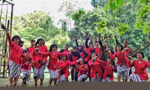 Seni Hiburan Wabo yang Menawan