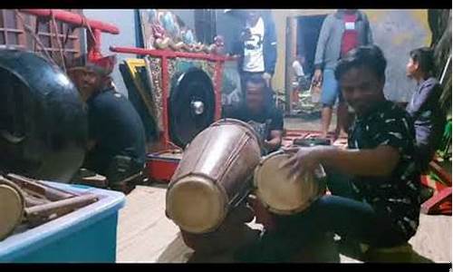 Suasana Gembira di Wabo Live Entertainment